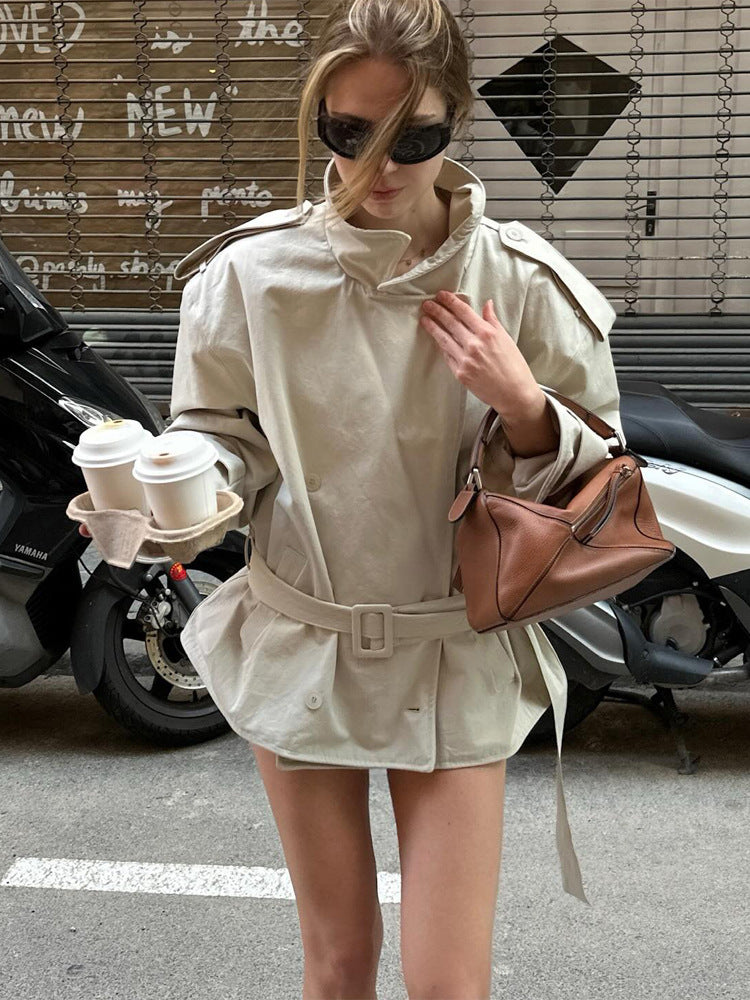 Women's short trench coat made of cotton blend with waist belt & shoulder epaulettes Mune Fashion