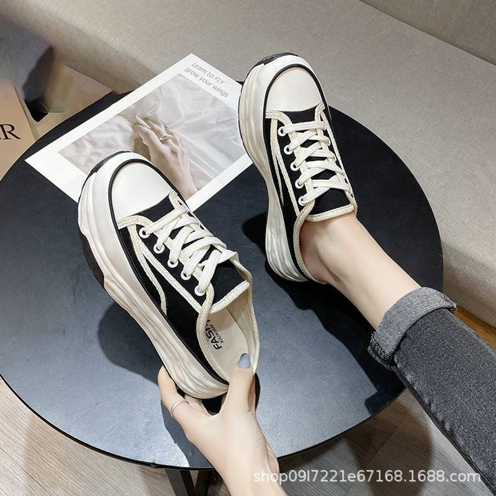 Women's sneakers in timeless design with reinforced sole Mune Fashion