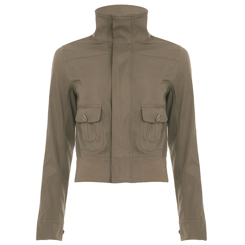 Women's short utility blouson jacket with high stand-up collar, flap pockets and elastic waistband Mune Fashion