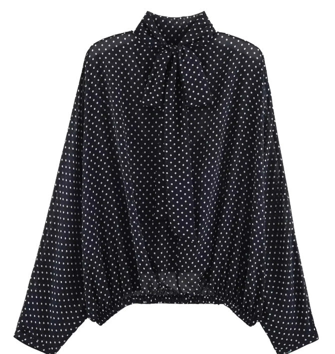 Women 100+ oversized polka dot blouse with batwing sleeves, stand-up collar and elastic hem Mune Fashion