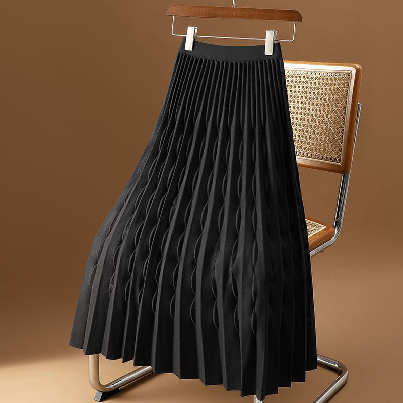 Women's Pleated Skirt with Artistic Wave Pattern Mune Fashion