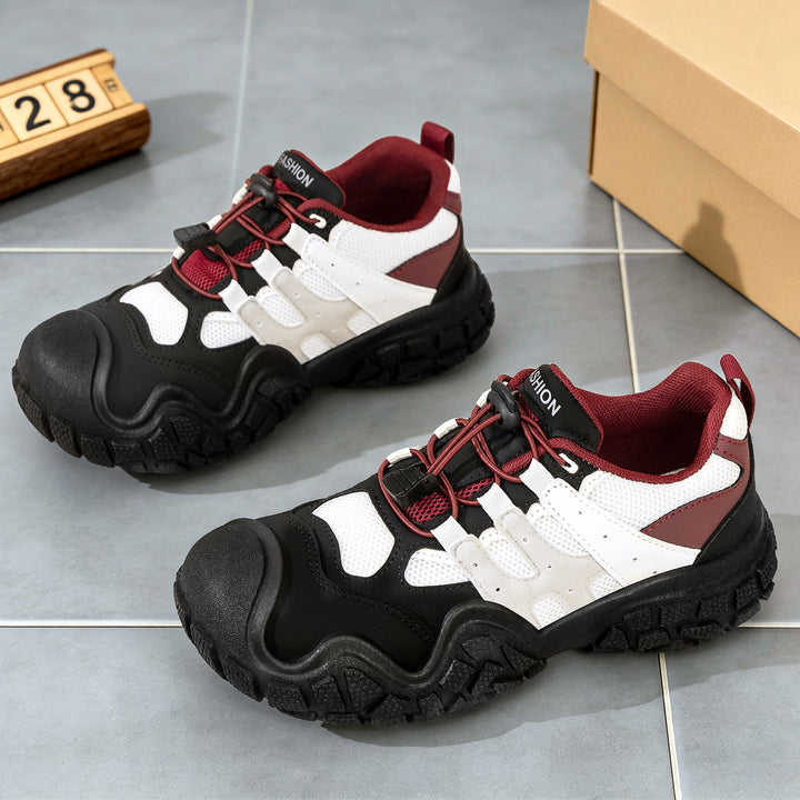 Unisex nan robust Outdoor-Chunky-Sneaker with reinforced toe cap, quick lace-up closure and grippy profile sole Mune Fashion