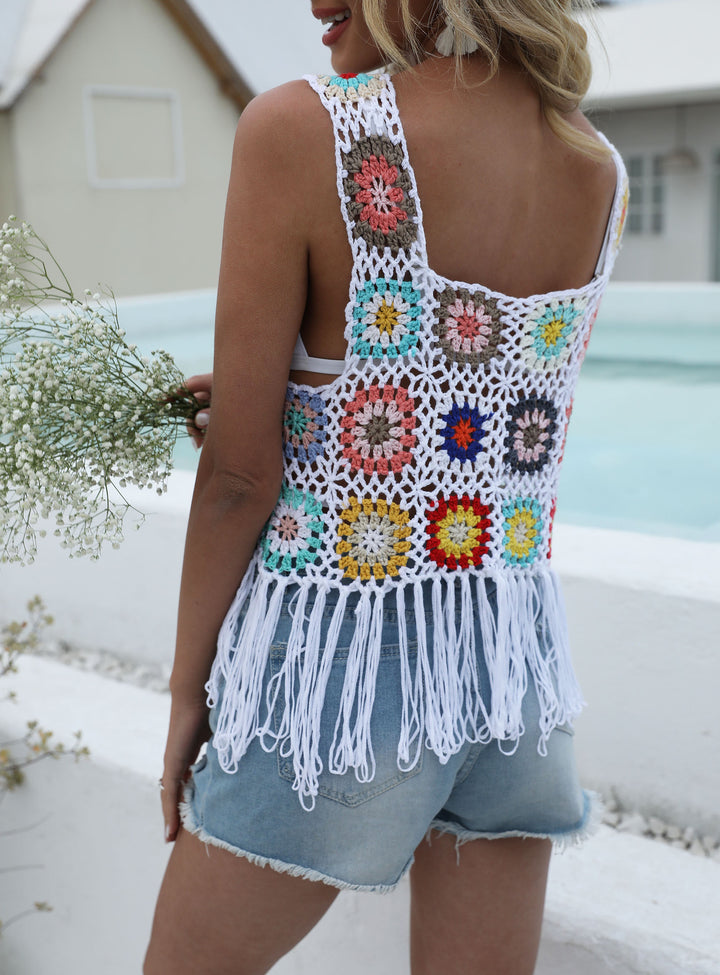 Women's crochet top with colorful floral patterns and fringes Mune Fashion