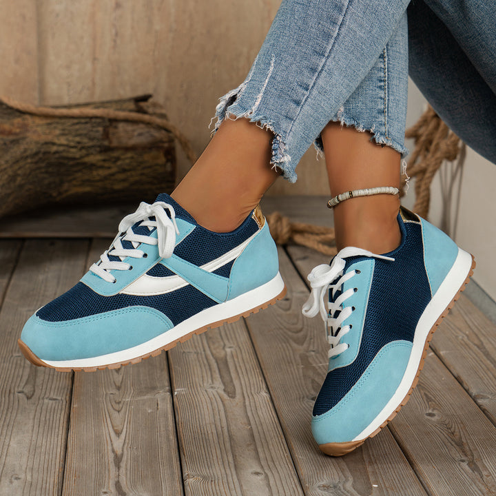 Women's lightweight retro running sneakers with reinforced toe cap, breathable mesh upper and profiled rubber outsole Mune Fashion