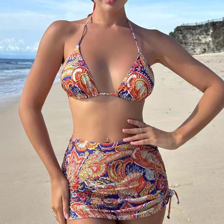 Women's Bikini Set with trendy paisley pattern and adjustable skirt Mune Fashion