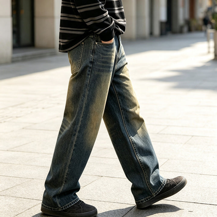 Men Comfortable Cut Jeans in Used Look Mune Fashion