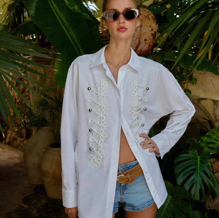 Women Oversized Blouse with Decorative Frog Closures and Shirt Collar Mune Fashion