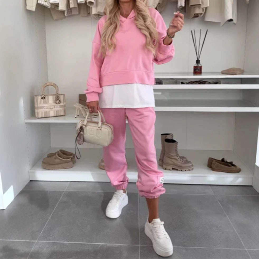Women's cozy short hoodie and jogger set made of soft cotton blend Mune Fashion