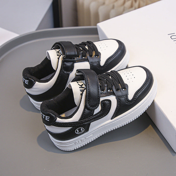 Women Comfortable Sneakers with practical Velcro closure Mune Fashion