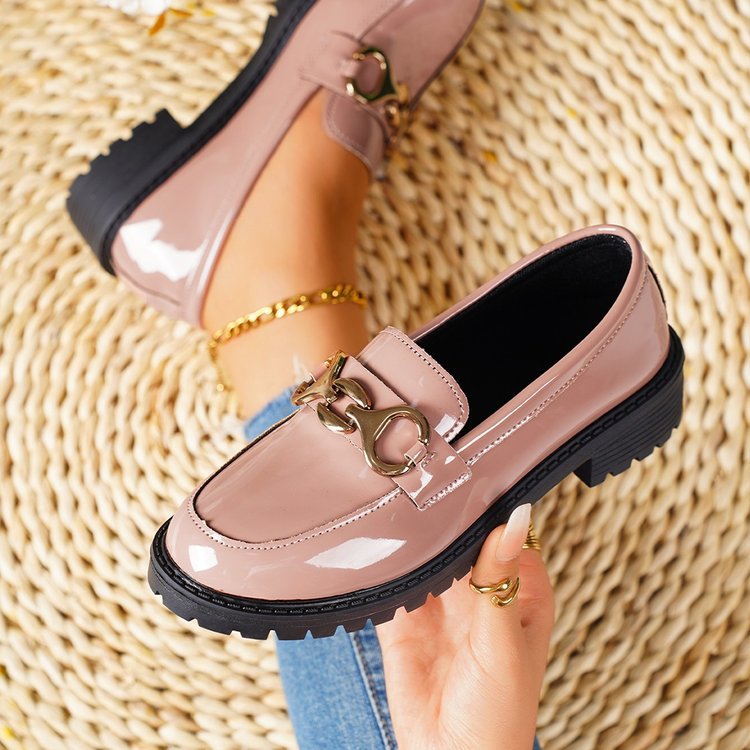 Women’s elegant patent plateau loafers with decorative bow and profiled rubber sole Mune Fashion
