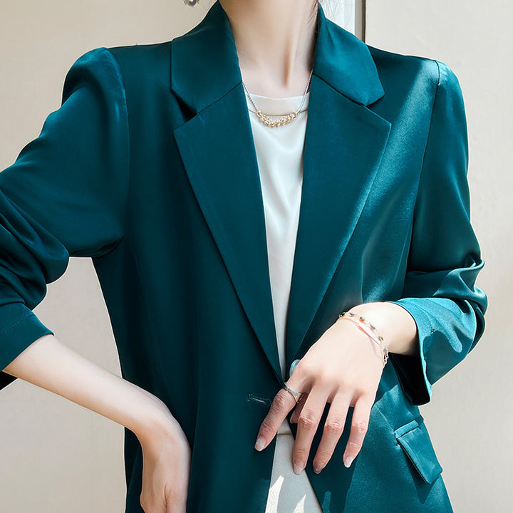 Women Slightly Tailored Long Blazer with Button Closure and Flap Pockets Mune Fashion