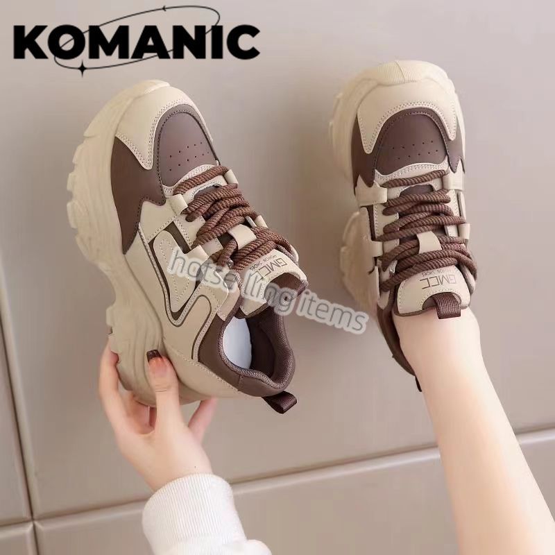 Women’s Sporty Chunky Sneakers with Padded Sole and Fashionable Design Mune Fashion