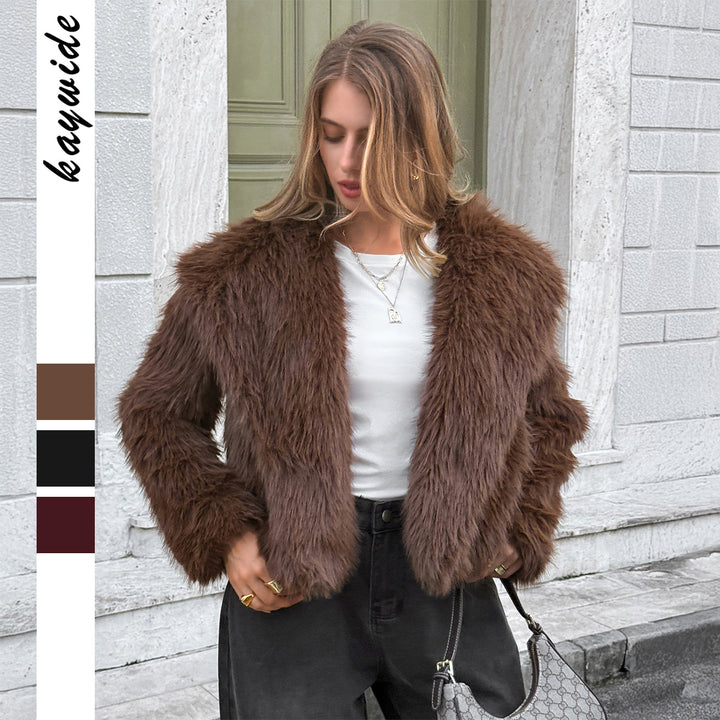 Women's short faux fur coat with wide standing collar, dense pile and warming inner lining Mune Fashion