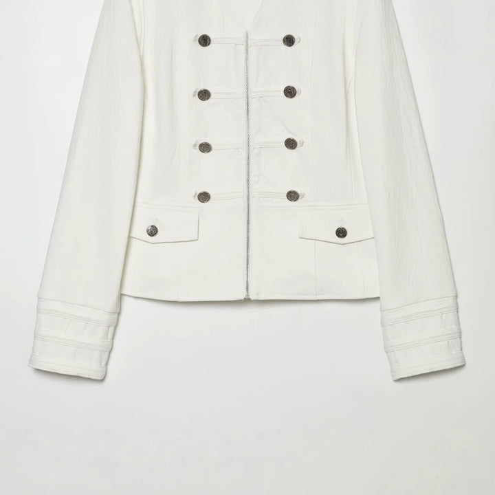 Women's short jacket in Marshal style with standing collar, decorative button placket and flap pockets Mune Fashion