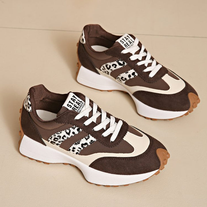 Damen Plateau-Laufsneaker mit Wildlederoptik und Leo-Akzenten Mune Fashion