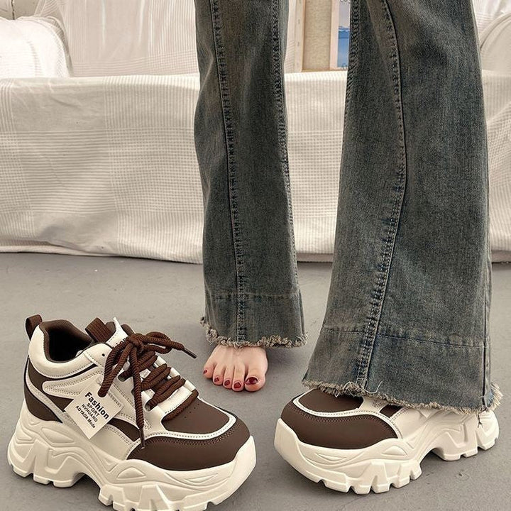 Women Sporty Chunky Sneakers with innovative cushioning and durable upper material structure Mune Fashion
