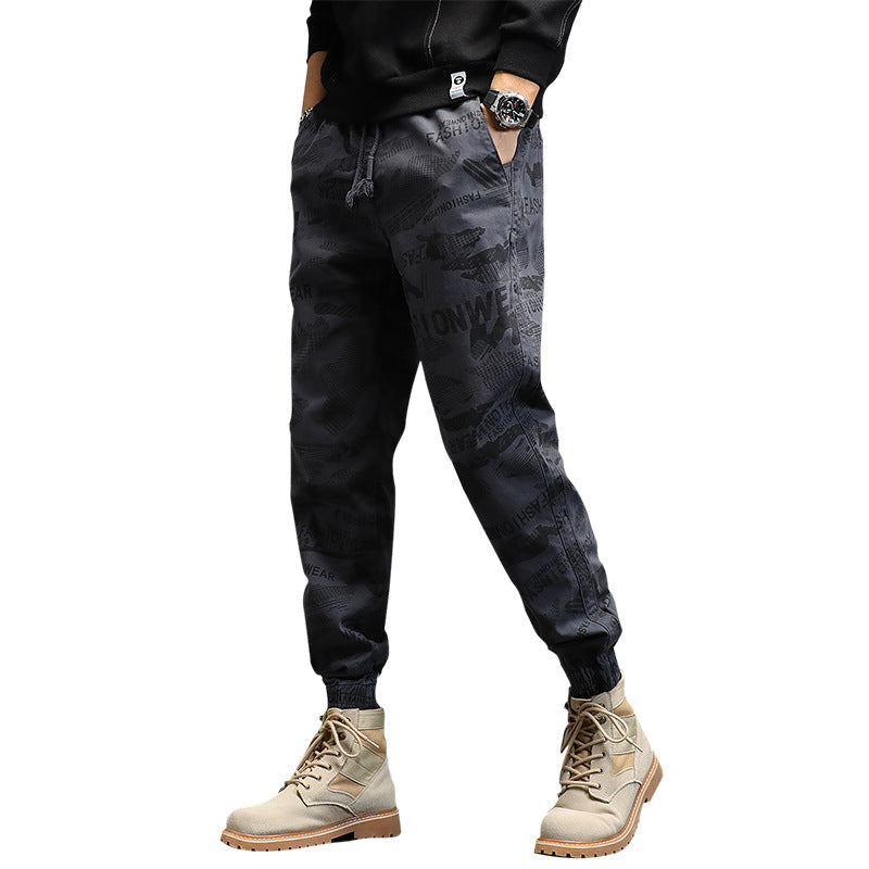 Herren Camouflage-Joggerhose mit Tunnelzug, elastischen Bündchen und Statement-Prints Mune Fashion