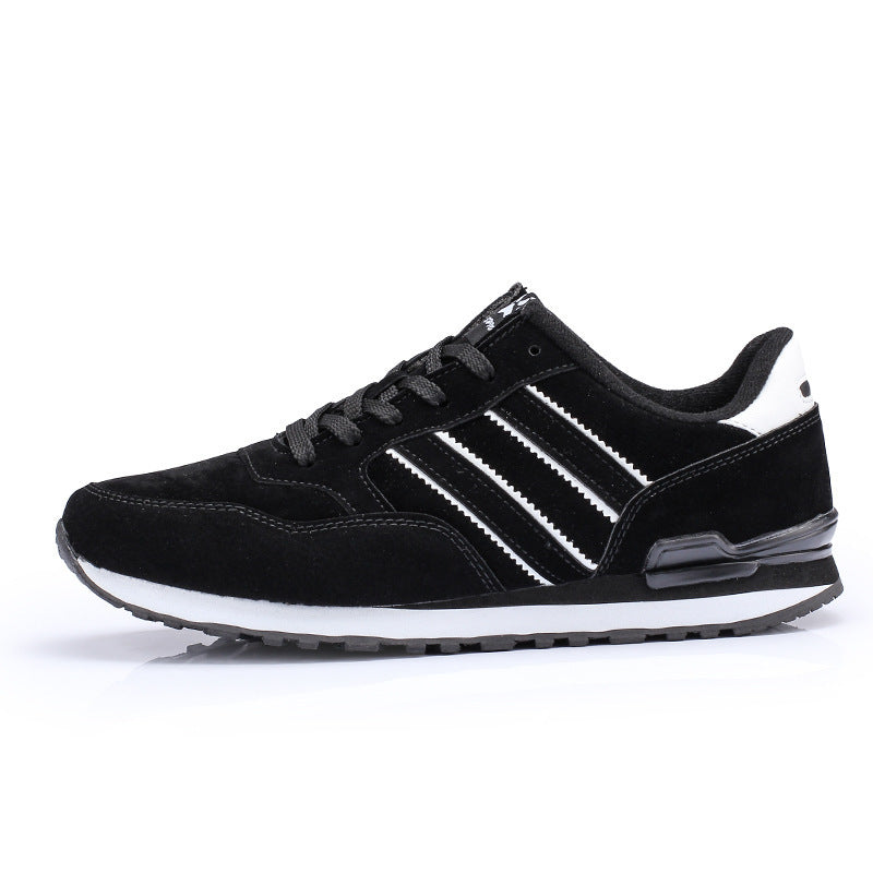 Men's Retro Suede Running Sneakers with Padded Heel Collar and Treaded Rubber Sole Mune Fashion