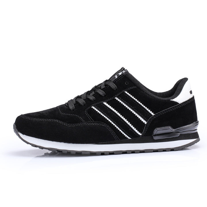 Men's Retro Suede Running Sneakers with Padded Heel Collar and Treaded Rubber Sole Mune Fashion