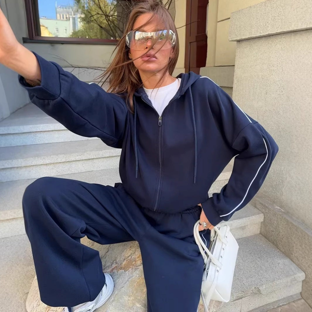Women's Casual Two-Piece Sweat Set with Hoodie and Wide Pleat Jogging Pants Mune Fashion