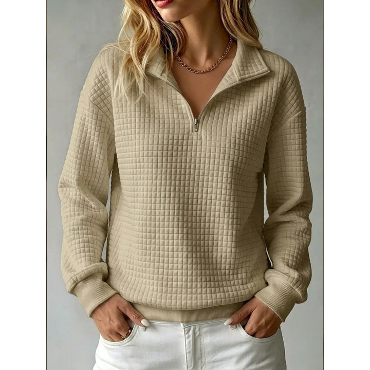 Women’s quilted sweatshirt with half zipper and tile structure Mune Fashion