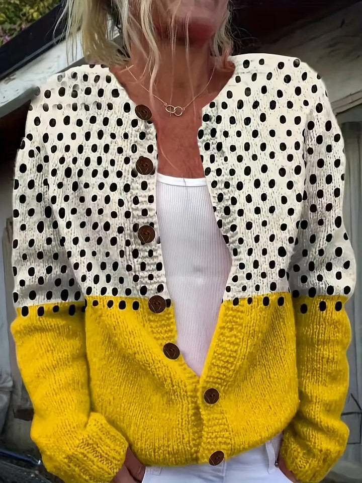 Ladies cozy knitted cardigan with decorative wooden buttons and round neckline Mune Fashion