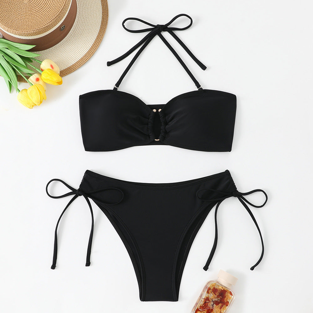 Women's bikini set with adjustable straps and fashionable knot detail Mune Fashion