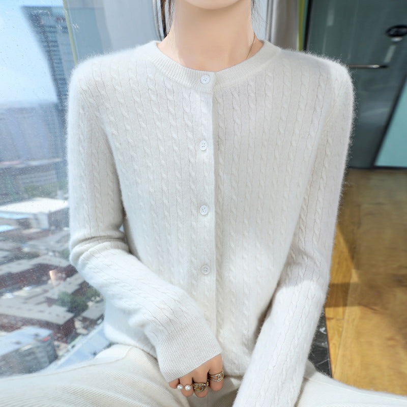 Ladies Short-cut Fine Knit Cardigan with Subtle Structure and Round Neck Mune Fashion
