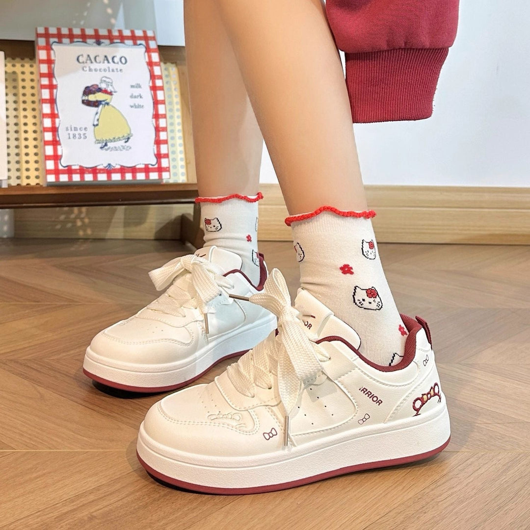Women's sneakers with cushioned sole and playful design Mune Fashion
