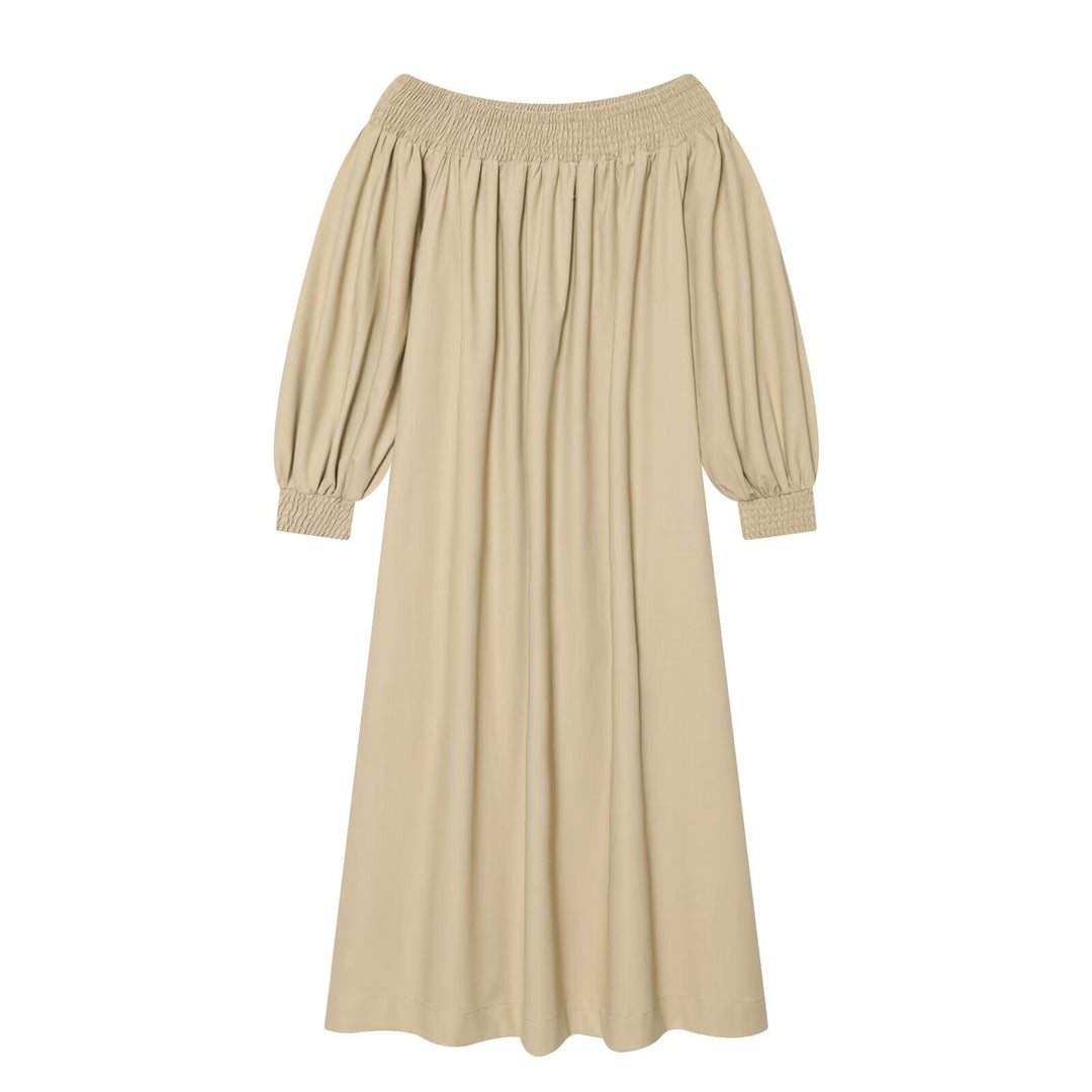 Women's maxi dress with off-the-shoulder neckline, smocking waist and voluminous balloon sleeves Mune Fashion