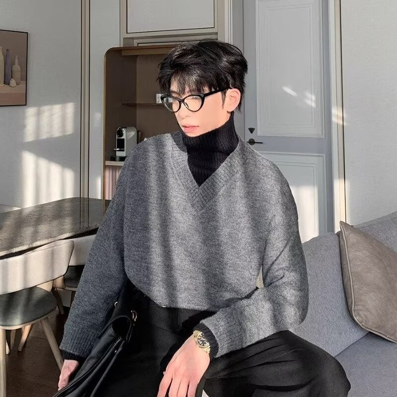 Men's Classic V-Neck Knit Sweater Mune Fashion