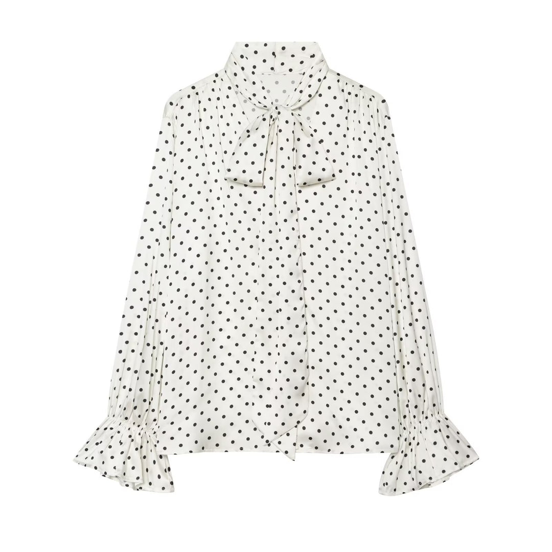 Women's blouse with bow collar, polka dot pattern and flounce sleeves Mune Fashion