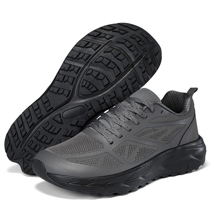 Men's cushioned running sneakers with shock-absorbing midsole and structured rubber outsole Mune Fashion