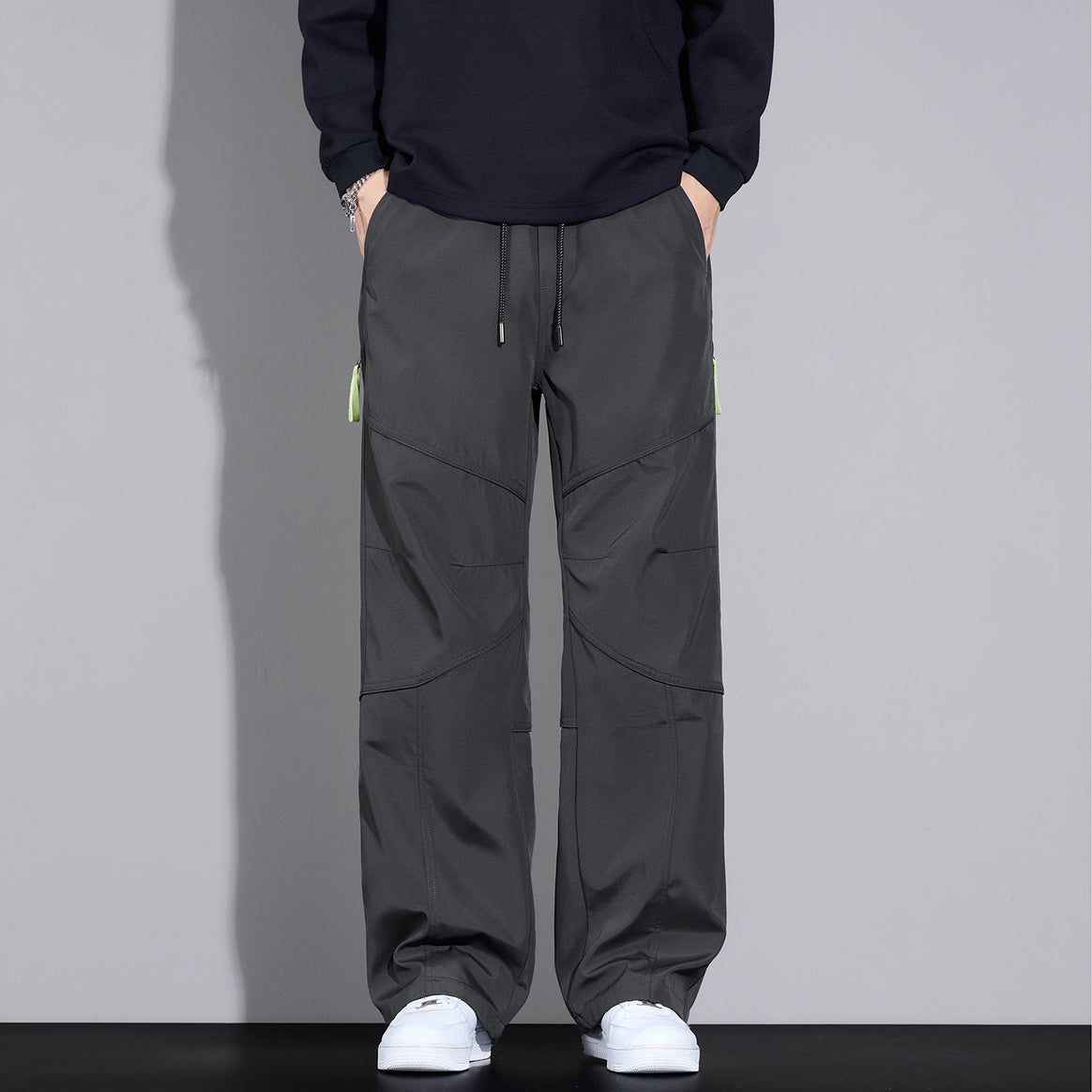 Men's Loose-Fitting Cargo Pants with Drawstring, Knee Panels and Multi-Pockets Mune Fashion