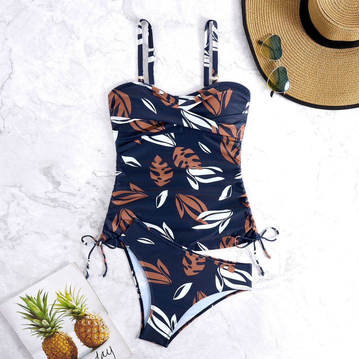 Women's one-piece swimsuit with gathering and floral print Mune Fashion