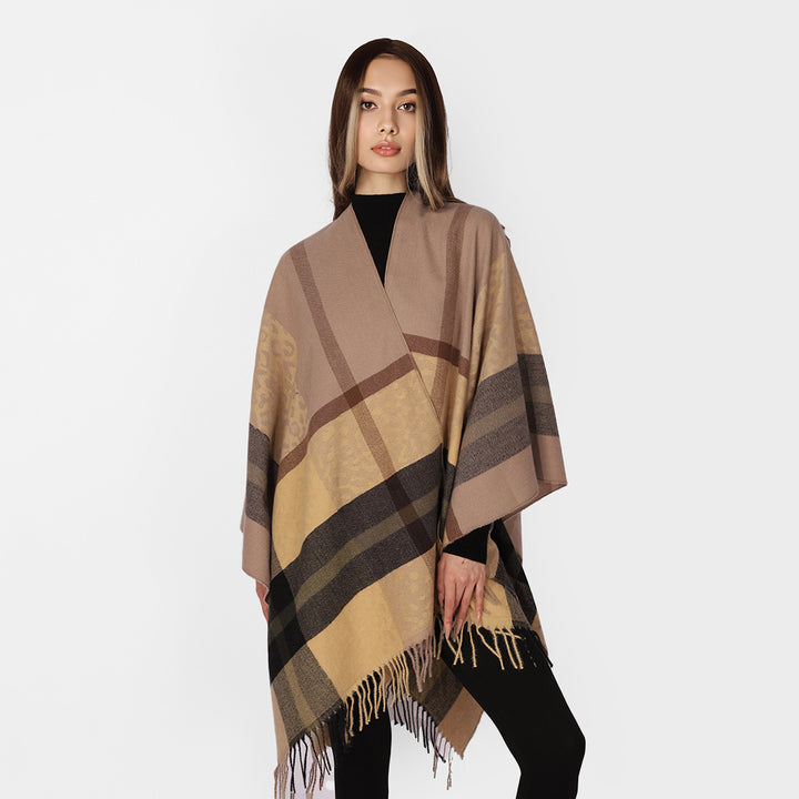 Women's Oversized Poncho with Fringes and Check Pattern Mune Fashion