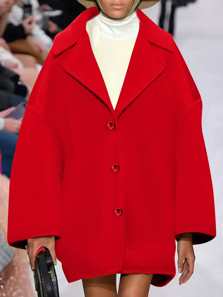 Women's Oversized Short Coat with Wide Lapels and Button Closure Mune Fashion