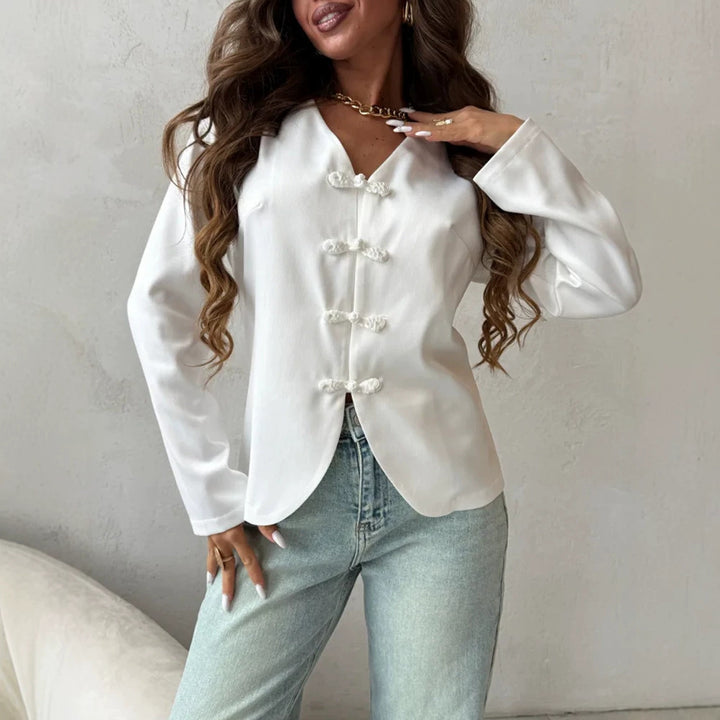Ladies blouse with V-neck, Chinese cord closures and slightly fitted silhouette Mune Fashion