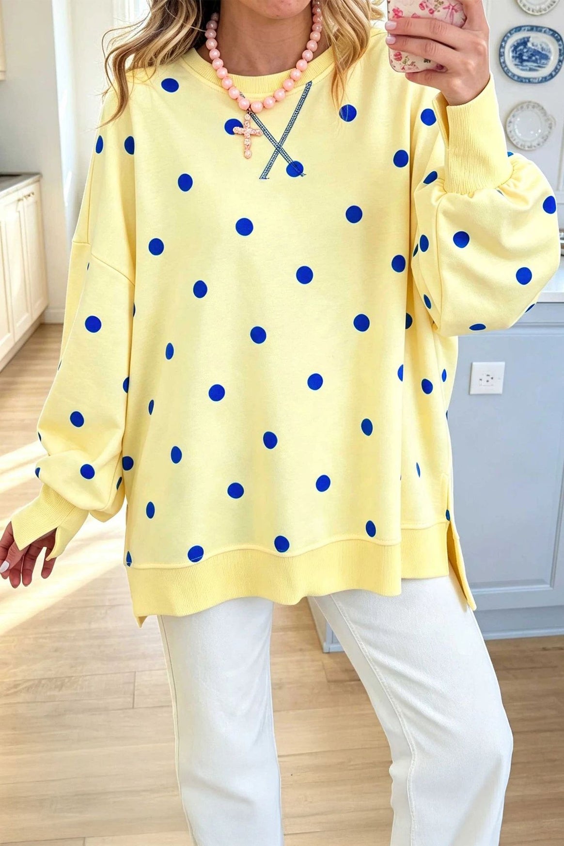 Women's Oversize Sweatshirt with Puff Sleeves, Polka Dots and Side Slits Mune Fashion