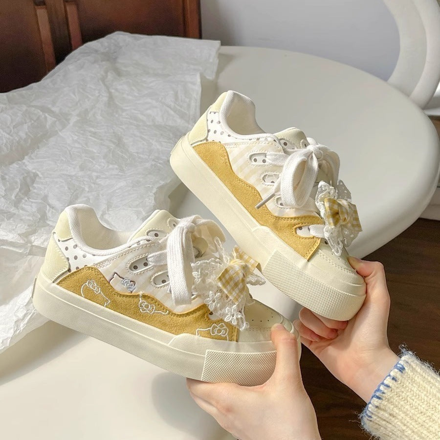 Women's sneakers with playfully romantic details and comfortable soles Mune Fashion