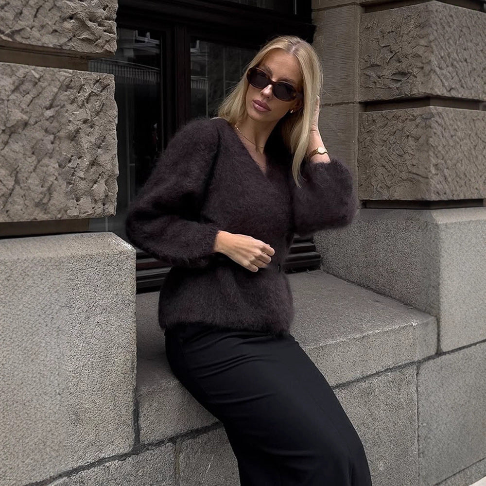 Women's Fluffy Mohair Sweater with Balloon Sleeves and Slightly Cropped Cut Mune Fashion