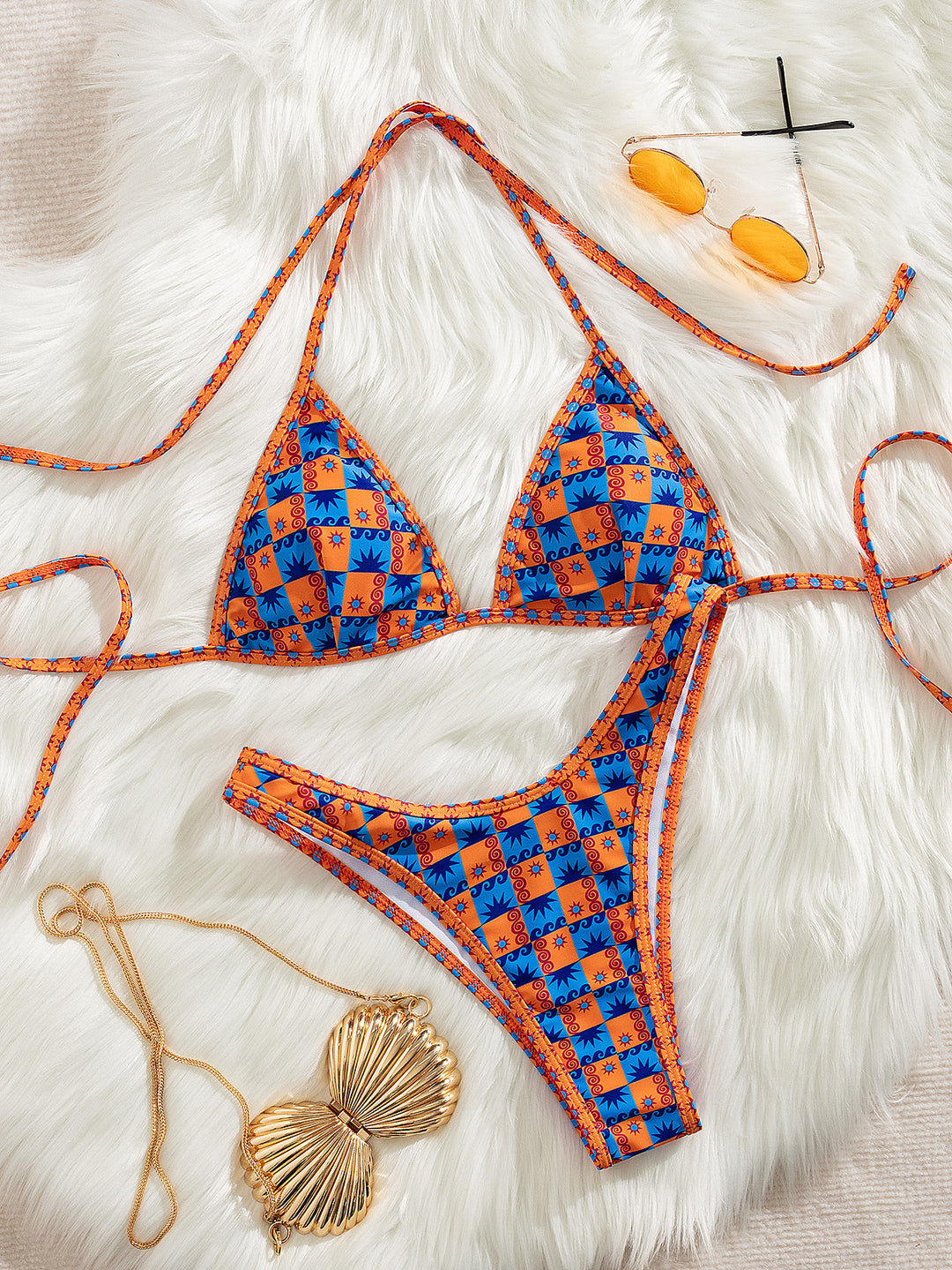 Women's Triangle Bikini with Exciting Stripe Design Mune Fashion