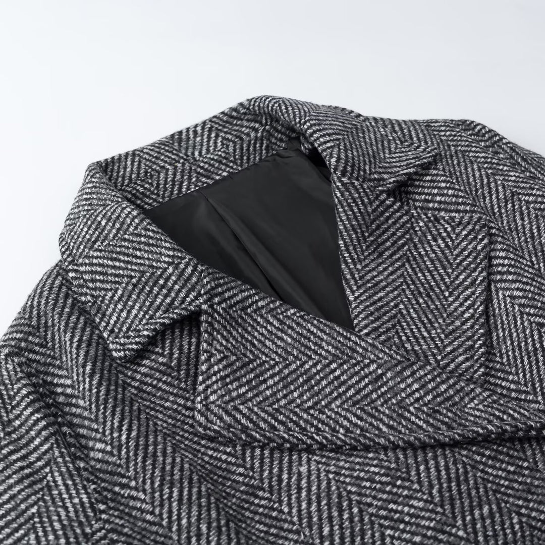 Women Short Double-Breasted Herringbone Tweed Jacket with Notch Lapel Mune Fashion
