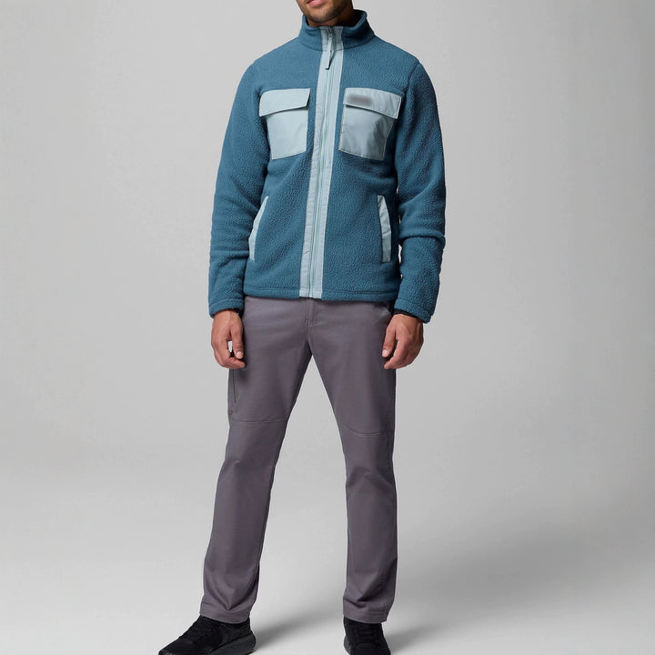Men's fleece jacket with practical pockets