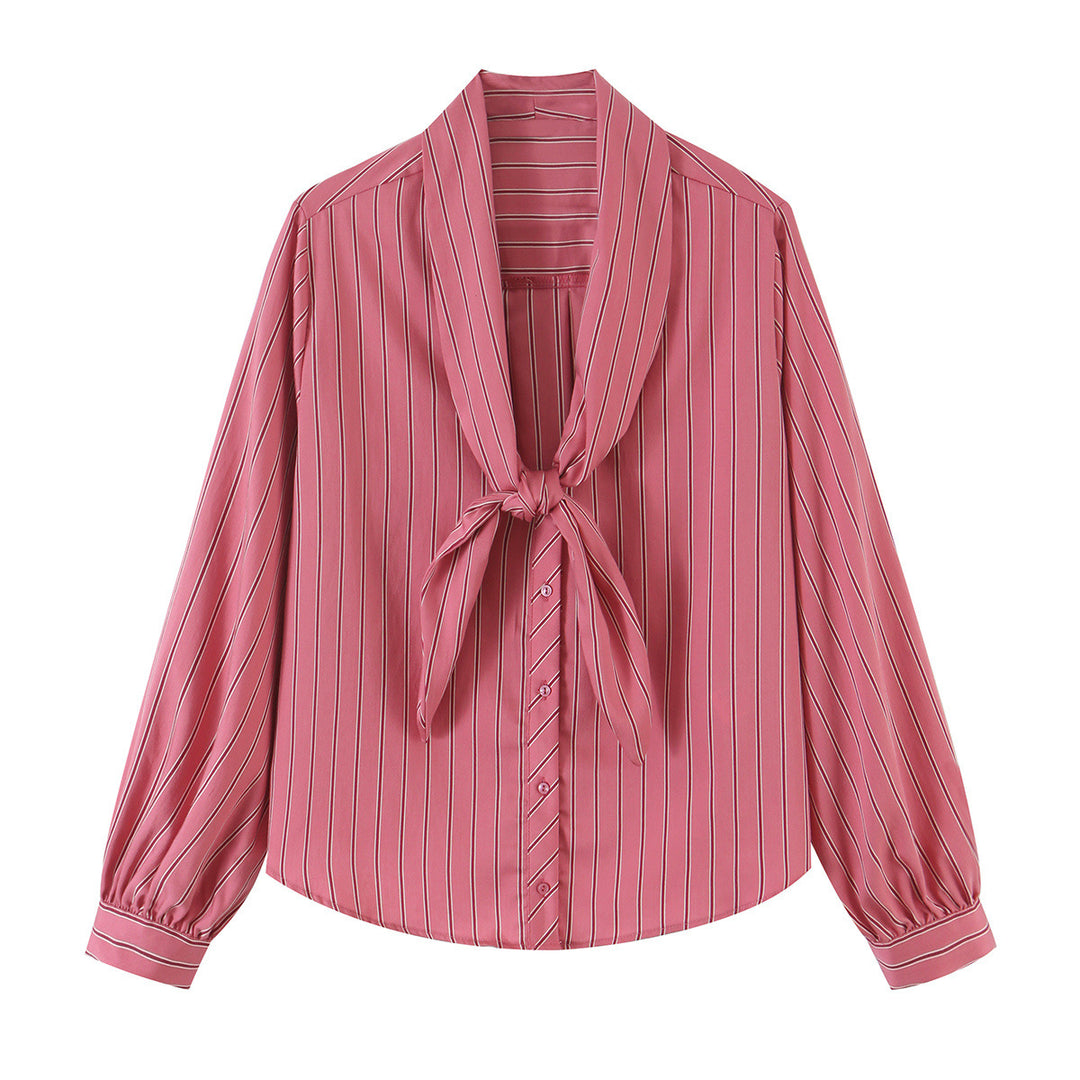 Women's blouse with bow collar, continuous button placket and balloon sleeves Mune Fashion