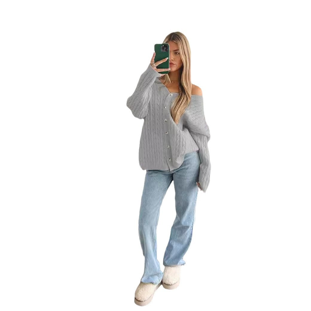 Women's cable-knit cardigan with V-neck, dropped shoulder and full button placket Mune Fashion