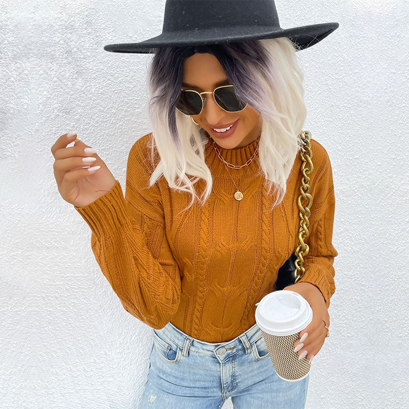 Ladies Short Cut Cable Knit Sweater with Standing Collar Mune Fashion