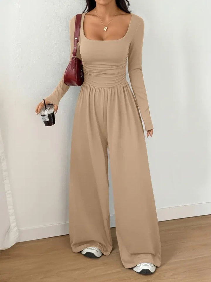 Women's jumpsuit with wide leg, square neckline and gathered waist area