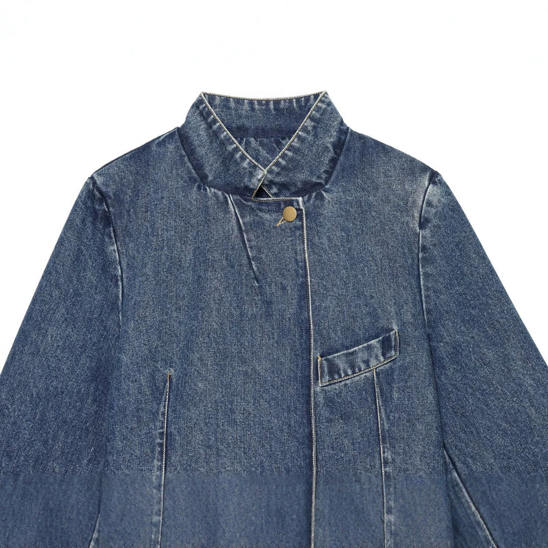 Women's short jacket made of denim in a boxy cut with stand-up collar Drune