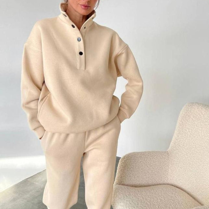 Women's cozy oversized fleece set with standing collar and jogger Mune Fashion